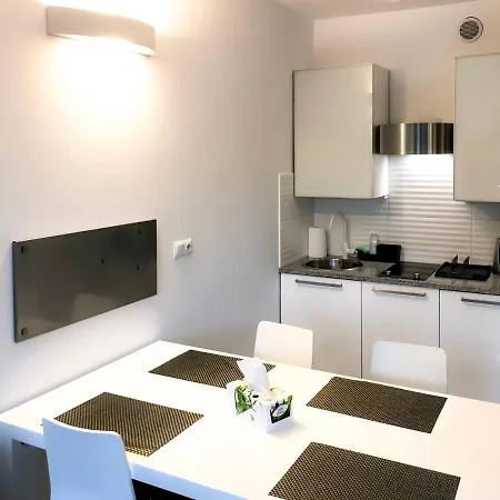 Apartament Legnicka Centrum Apartament *